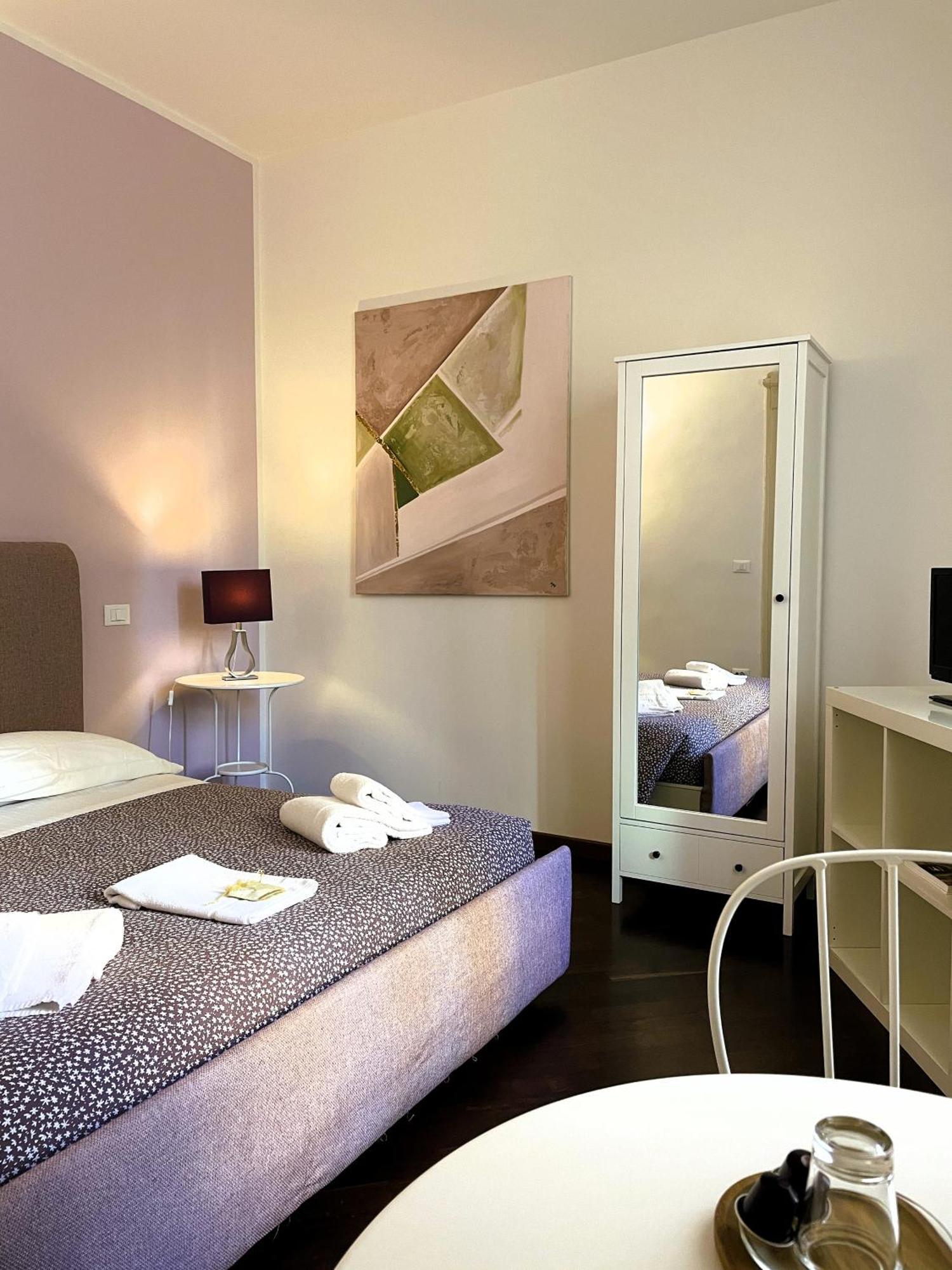 Hotel Dimora Montecchi à Vérone Extérieur photo